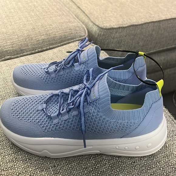 NEW Easy Spirit Womens Power 2 Pull-On Walking Shoes - Picture 5 of 9